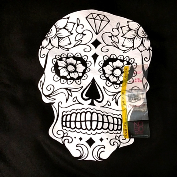 NWT NOBO No Boundaries Juniors Plush Sugar Skull Cozy Sweatshirt - Picture 5 of 8